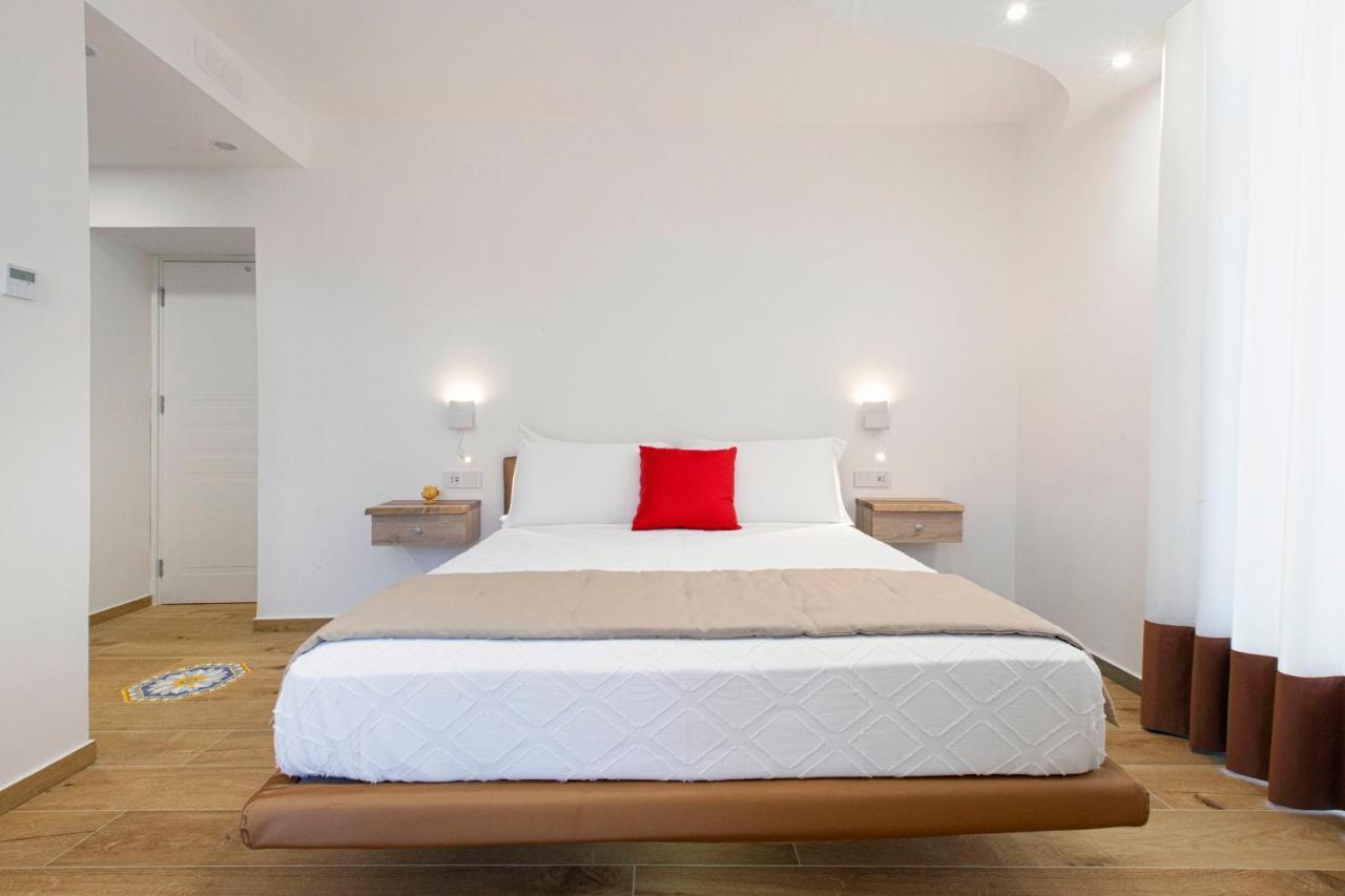 Yourhome - Lidia Rooms & Suites Sorrento Dış mekan fotoğraf